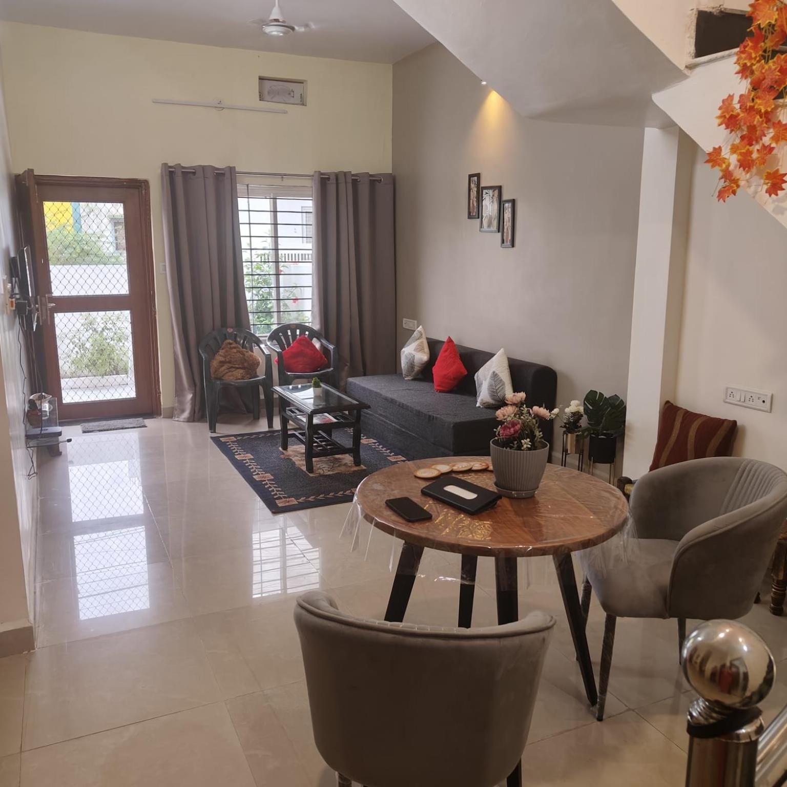 Mahadev Mansion Villa Ujjain Buitenkant foto